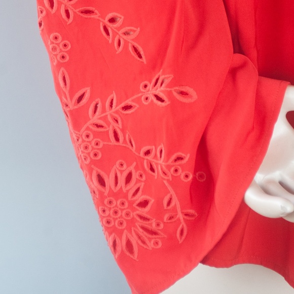 NWT Market & Spruce Red Orange Jaimy Cold Shoulder Embroidered Blouse - Picture 9 of 9